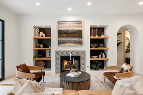 The Casa Del Sol Experience - Old Town Villa