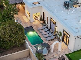 The Casa Del Sol Experience - Old Town Villa