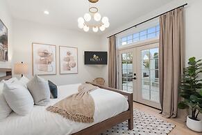 The Casa Del Sol Experience - Old Town Villa