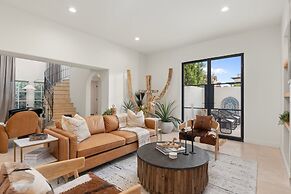 The Casa Del Sol Experience - Old Town Villa