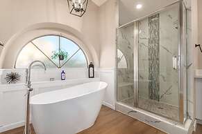 Solstice on Summit Retreat Pool Putt Grn Sleeps 10