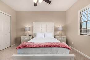 Solstice on Summit Retreat Pool Putt Grn Sleeps 10