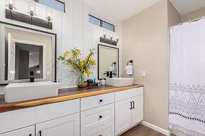 Solstice on Summit Retreat Pool Putt Grn Sleeps 10