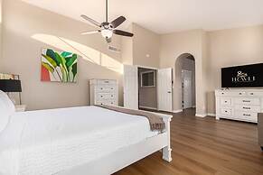 Solstice on Summit Retreat Pool Putt Grn Sleeps 10