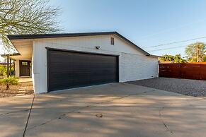 The Melrose ASU Pool Workspace Firepit