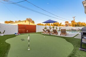 The Melrose ASU Pool Workspace Firepit