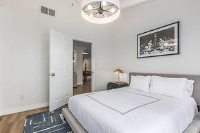 8BR Villa Heated Pool Putt Grn Billiards Sleeps 18