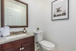 8BR Villa Heated Pool Putt Grn Billiards Sleeps 18