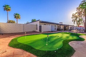 8BR Villa Heated Pool Putt Grn Billiards Sleeps 18