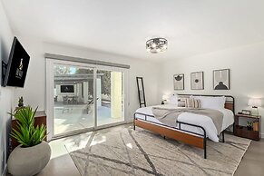 5BR Resort-style Oasis 2 Primary s Cabana Gameroom