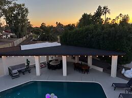 5BR Resort-style Oasis 2 Primary s Cabana Gameroom