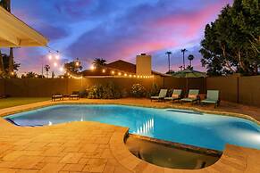 Obispo Modern Oasis With Heated Pool and BBQ