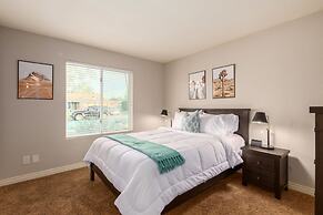 Obispo Modern Oasis With Heated Pool and BBQ