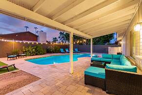 Obispo Modern Oasis With Heated Pool and BBQ