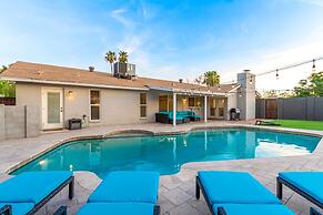 Obispo Modern Oasis With Heated Pool and BBQ