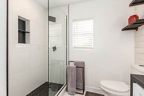 Sunburst Estate Htd Pool Putt Grn Sleeps 14