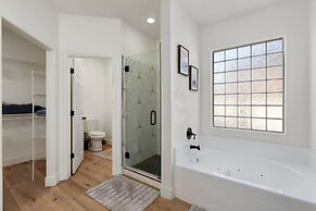 The Cardinal Walk to Stadium Pool Spa Sportcourt