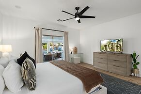 The Cardinal Walk to Stadium Pool Spa Sportcourt