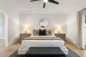 The Cardinal Walk to Stadium Pool Spa Sportcourt