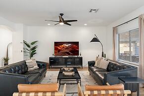 The Cardinal Walk to Stadium Pool Spa Sportcourt