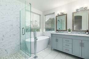 5BR Citrus Estate Sleeps 13 Free Htd Pool Gameroom