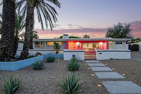 Northview Mid-century Escape Pool Firepit Bocce