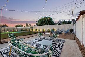 Northview Mid-century Escape Pool Firepit Bocce