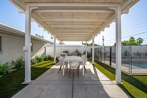 Northview Mid-century Escape Pool Firepit Bocce