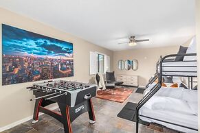 Princess Retreat Private Pool Firepit Sleeps 12