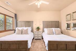 Amberwood Estate w 5 Showers Spa Mtn Views