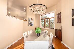 Amberwood Estate w 5 Showers Spa Mtn Views