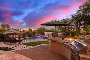 Desert Foothils Rustic Resort Oasis w Pool Spa