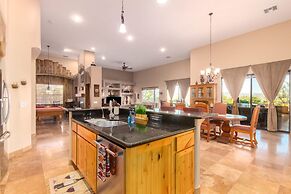 Desert Foothils Rustic Resort Oasis w Pool Spa