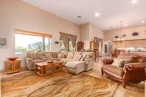 Desert Foothils Rustic Resort Oasis w Pool Spa