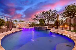Desert Foothils Rustic Resort Oasis w Pool Spa