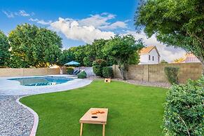 Modern Mesa Oasis Free Heated Pool Al-fresco Living