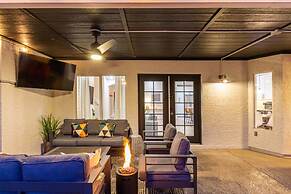 Modern Mesa Oasis Free Heated Pool Al-fresco Living