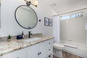 Modern Mesa Oasis Free Heated Pool Al-fresco Living