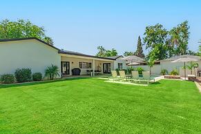 Modern Arcadia Estate Htd Pool Bikes Chef Kitchen