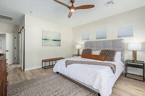 Modern Arcadia Estate Htd Pool Bikes Chef Kitchen