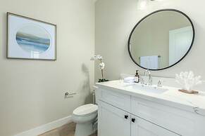 Modern Arcadia Estate Htd Pool Bikes Chef Kitchen