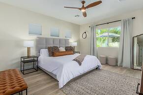 Modern Arcadia Estate Htd Pool Bikes Chef Kitchen