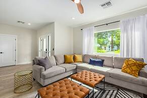 Modern Arcadia Estate Htd Pool Bikes Chef Kitchen