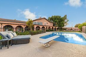 Historic Desert Rose Estate Pool Sauna Sleeps 12