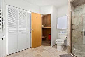 Historic Desert Rose Estate Pool Sauna Sleeps 12