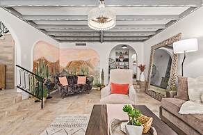 Historic Desert Rose Estate Pool Sauna Sleeps 12