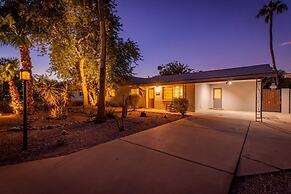 Sunset ASU Private Pool Updated Kitchen Baths