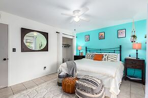 Sunset ASU Private Pool Updated Kitchen Baths