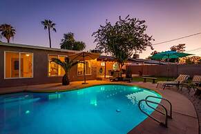 Sunset ASU Private Pool Updated Kitchen Baths