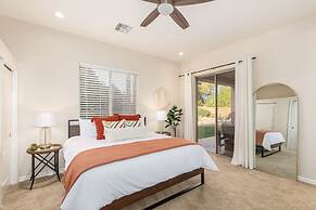 The Dreaming Tree Sleeps 10 Pool Spa Firepit BBQ